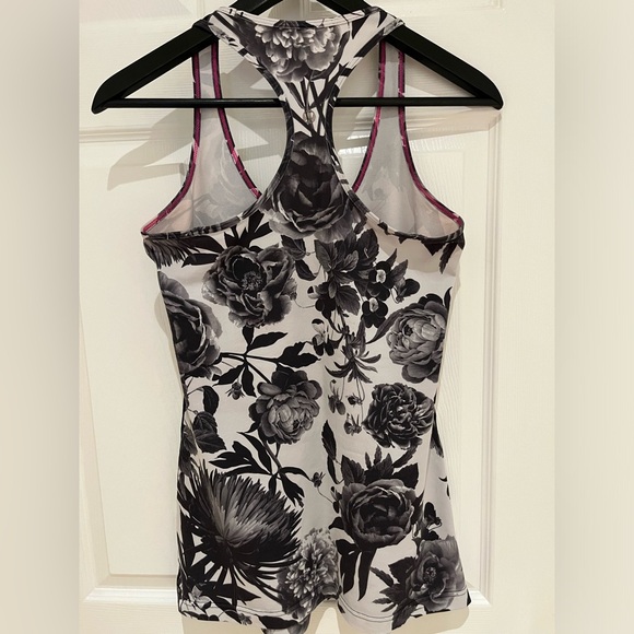 Lululemon Cool Racerback - Size 8 - Picture 3 of 4